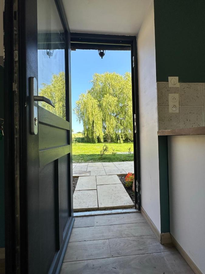 Neauphe-Sur-Dive Gite Confortable Au Milieu Des Pres - La Ferme De Montigny מראה חיצוני תמונה